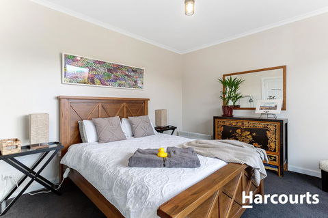 The WeareHouse In Deloraine - Kalgoorlie Accommodation 4