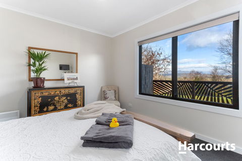 The WeareHouse In Deloraine - Kalgoorlie Accommodation 10