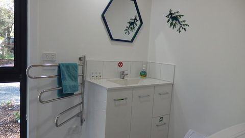 Karoola Cottage Self Contained - Kalgoorlie Accommodation 7