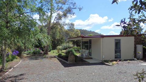 Karoola Cottage Self Contained - Kalgoorlie Accommodation 10
