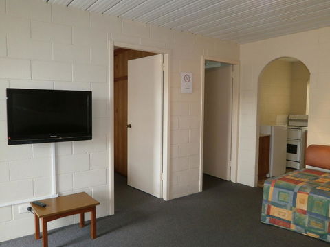 Aberdeen Court Apartments - Kalgoorlie Accommodation 11