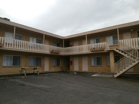 Aberdeen Court Apartments - Kalgoorlie Accommodation 0