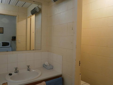 Aberdeen Court Apartments - Kalgoorlie Accommodation 30