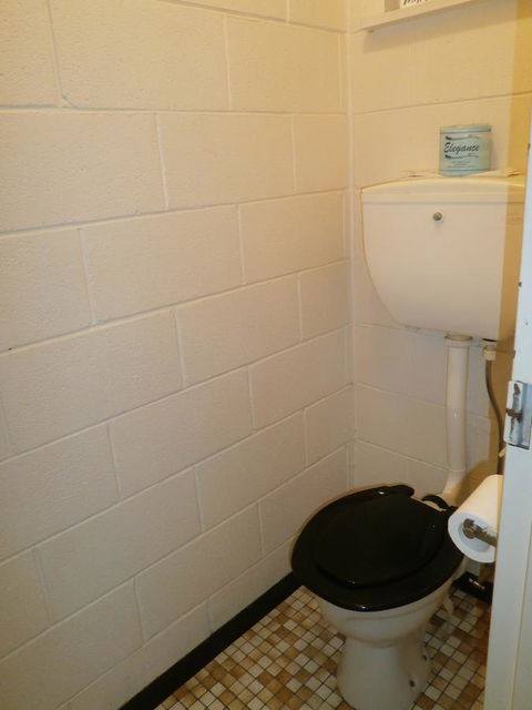 Aberdeen Court Apartments - Kalgoorlie Accommodation 24