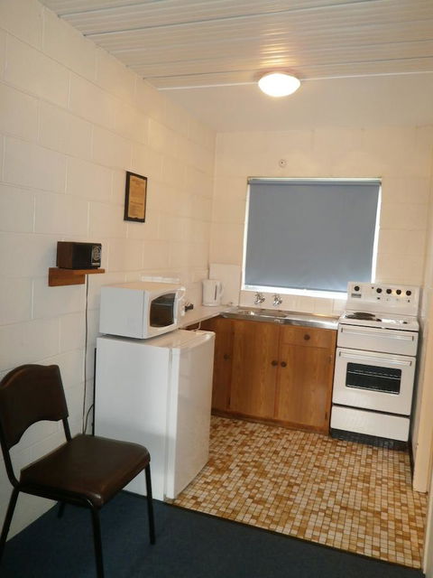 Aberdeen Court Apartments - Kalgoorlie Accommodation 9