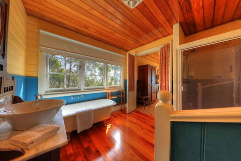 Island View Spa Cottage - Kalgoorlie Accommodation 3