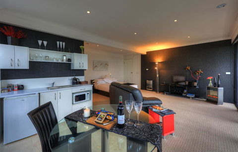 Sheer Pleasure Accommodation - Kalgoorlie Accommodation 17
