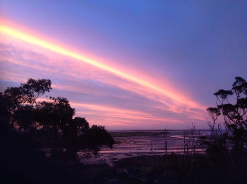 Sheer Pleasure Accommodation - Kalgoorlie Accommodation 10