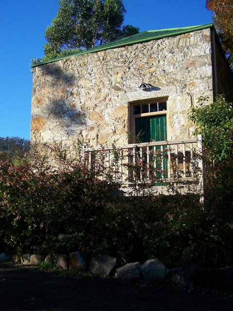 Cleburne Homestead - Kalgoorlie Accommodation 39