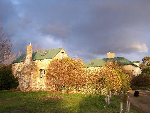 Cleburne Homestead - Kalgoorlie Accommodation 3