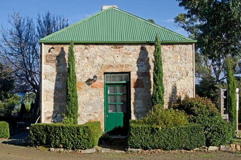 Cleburne Homestead - Kalgoorlie Accommodation 16