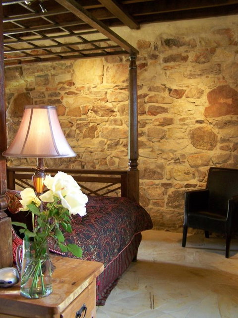 Cleburne Homestead - Kalgoorlie Accommodation 37