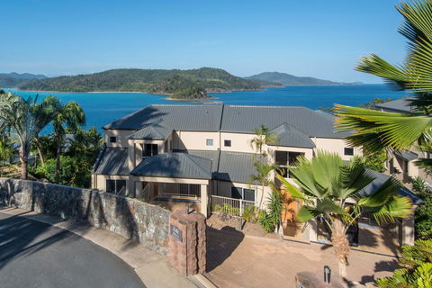 New La Bella Waters 1 Wide Reaching Ocean Views And Buggy - Kalgoorlie Accommodation 1