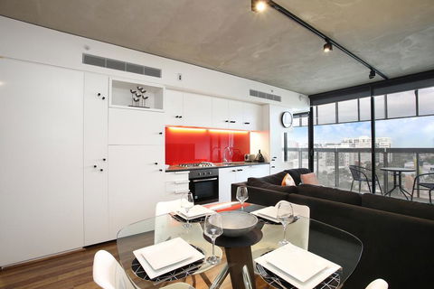 NGV Art Centre Retreat - StayCentral - Kalgoorlie Accommodation 1