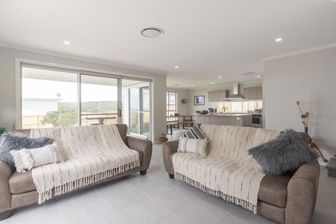 Nikkinba House - Beach Home - Dream Holiday - Kalgoorlie Accommodation 3