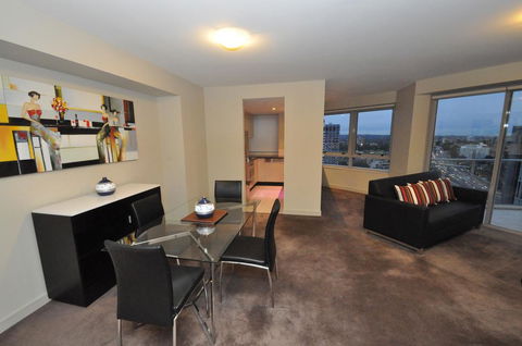 North Sydney Fully Self Contained Modern 2 Bed Apartment (2207BER) - Kalgoorlie Accommodation 2