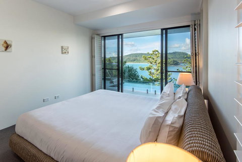 Northcape 1 Ocean Front 4 Bedroom 4 Bathroom Pool Golf Buggy 2 Kitchens, BBQs - Kalgoorlie Accommodation 1