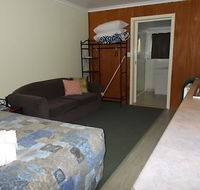 Oakridge Motel Tourist Park - Kalgoorlie Accommodation