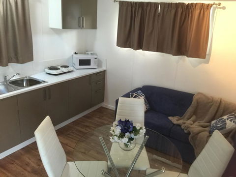 Oakridge Motel Tourist Park - Kalgoorlie Accommodation 1