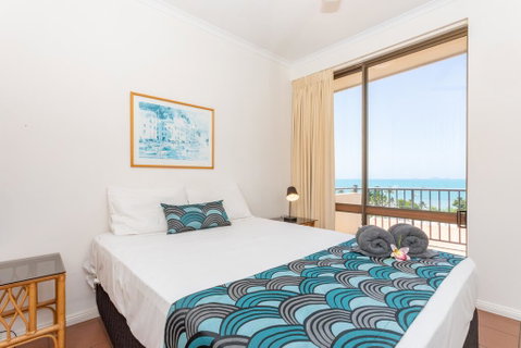 OCEAN VIEWS 10 - Kalgoorlie Accommodation 3