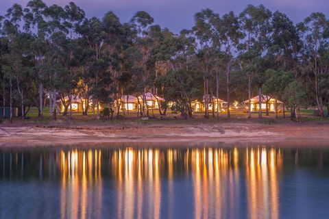 Olio Bello Lakeside Glamping - Kalgoorlie Accommodation 0
