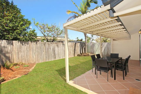 Oomoo 27b - 4 BDRM Townhouse - Close To Beaches - Kalgoorlie Accommodation 1