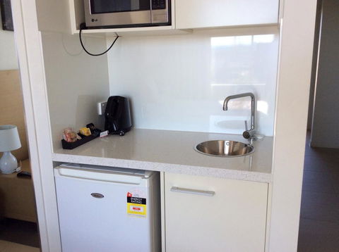 PA Apartments - Kalgoorlie Accommodation 3