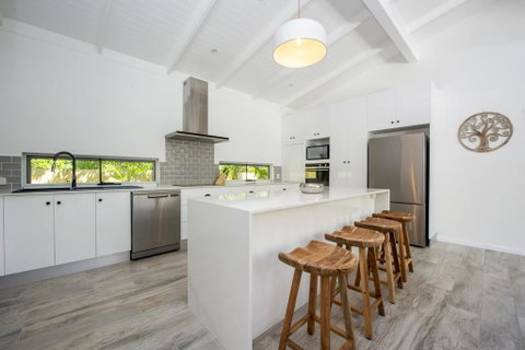 Papillon Bleu - Kalgoorlie Accommodation 1