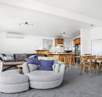 Penguin Cove - relax on the beach - Kalgoorlie Accommodation