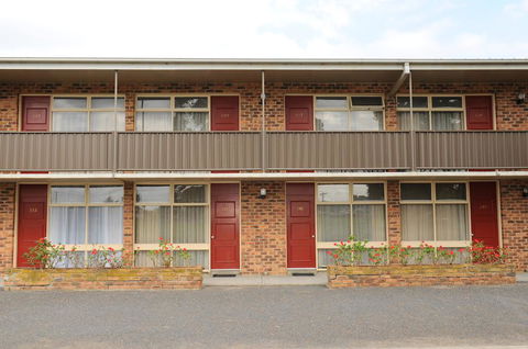 Peninsula Motor Inn - Kalgoorlie Accommodation 1
