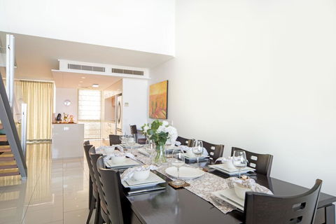 Penthouse At Peninsula - Kalgoorlie Accommodation 3