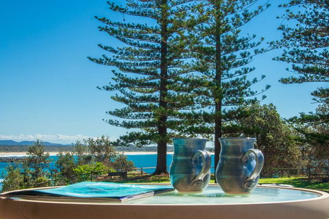 PERFECTLY POSITIONED BEACHFRONT APARTMENT-GREAT LOCATION WITH OCEAN VIEWS - Kalgoorlie Accommodation 0
