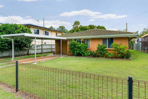 Pet Friendly Cutie - Bonham St, Bongaree - Kalgoorlie Accommodation 0