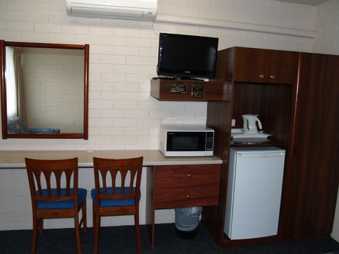 Pigeon House Motor Inn - Kalgoorlie Accommodation 3