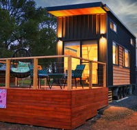 Pink Lake Tiny House - Kalgoorlie Accommodation