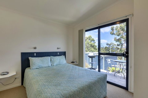 Port Huon Cottages - Kalgoorlie Accommodation 3