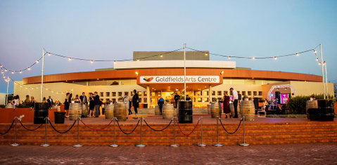 Prospectors Carriage House - Kalgoorlie Accommodation 0
