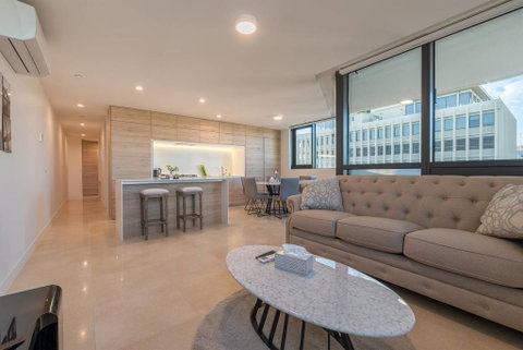 Queens Domain Luxury 2 Bed 2 Bath Apartment - Kalgoorlie Accommodation 3