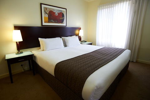 Quest Royal Gardens - Kalgoorlie Accommodation 3