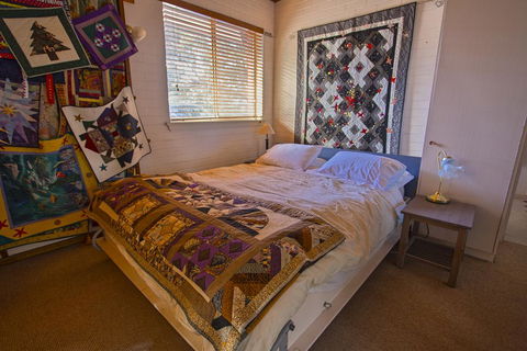 Quilters Studio - Kalgoorlie Accommodation 2