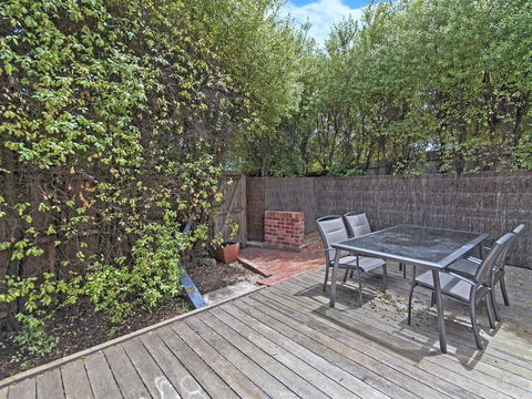 Railway Cottage - Kalgoorlie Accommodation 2