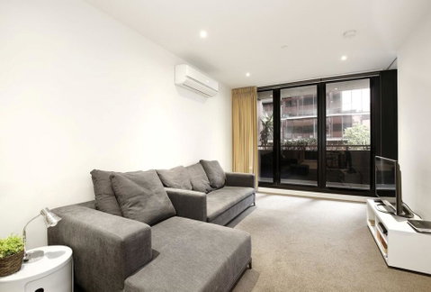 Readyset Fulton Lane Melbourne - Kalgoorlie Accommodation 1