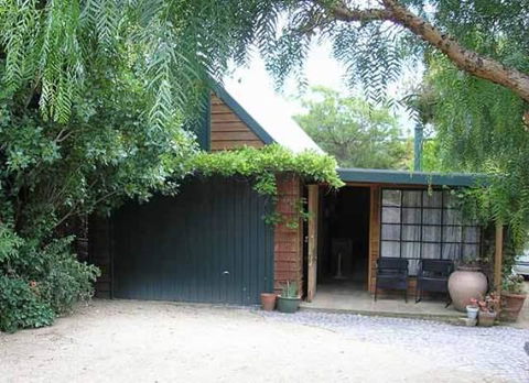 Red Brier Cottage Accommodation - Kalgoorlie Accommodation 0