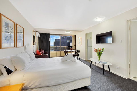 Renovated Stylish Studio - Kalgoorlie Accommodation 0