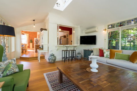 Rent Your Own Historic Hotel For Holidays & Events - Kalgoorlie Accommodation 2