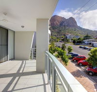 Resort Style Apartment On Gregory