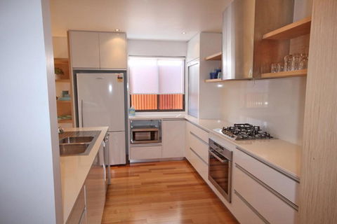 RIO GRANDE- 11B Bergalia Cres Dunbogan - Kalgoorlie Accommodation 1