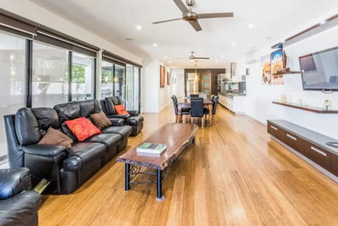 RL Apartments 3 Simms St - Kalgoorlie Accommodation 0