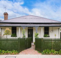 Roalies Farm House - Kalgoorlie Accommodation