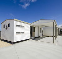 Rocks Retreat Cabin - Seal - Kalgoorlie Accommodation